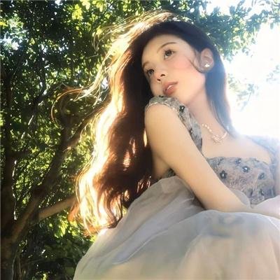 彩虹艳女